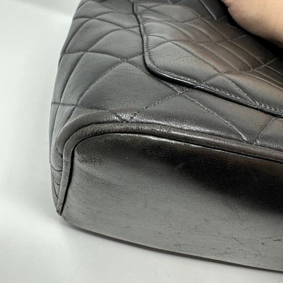 Vintage Chanel Medallion Tote Bag Lambskin Leather Silver Hardware Black Quilted - Picture 7 of 11